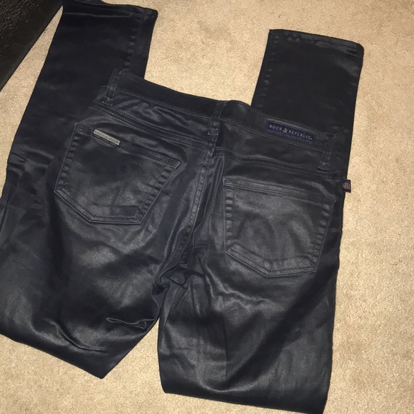 Rock & Republic coated black jeans 4 - Picture 2 of 5